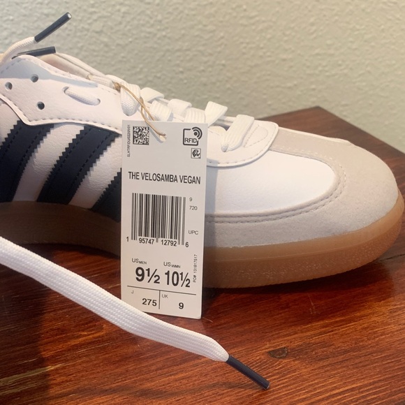 Adidas Velosamba Vegan Men’s 9.5 - Picture 2 of 7
